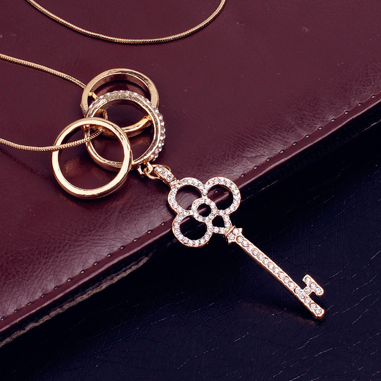 Korean Style Fashionable Long Ring Diamond Inlaid Key Sweater Chain Necklace Popular Cross-Border Al