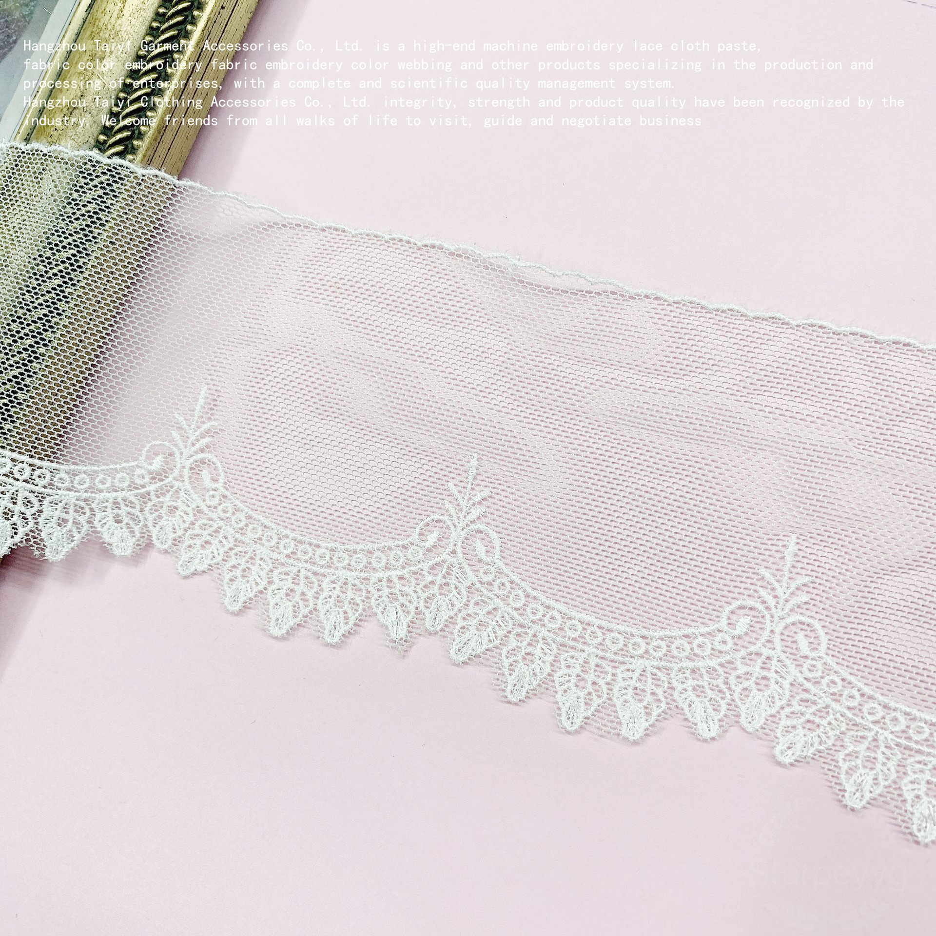 Polyester flower height 3.5cm Unilateral wavy mesh hand -cut mesh…