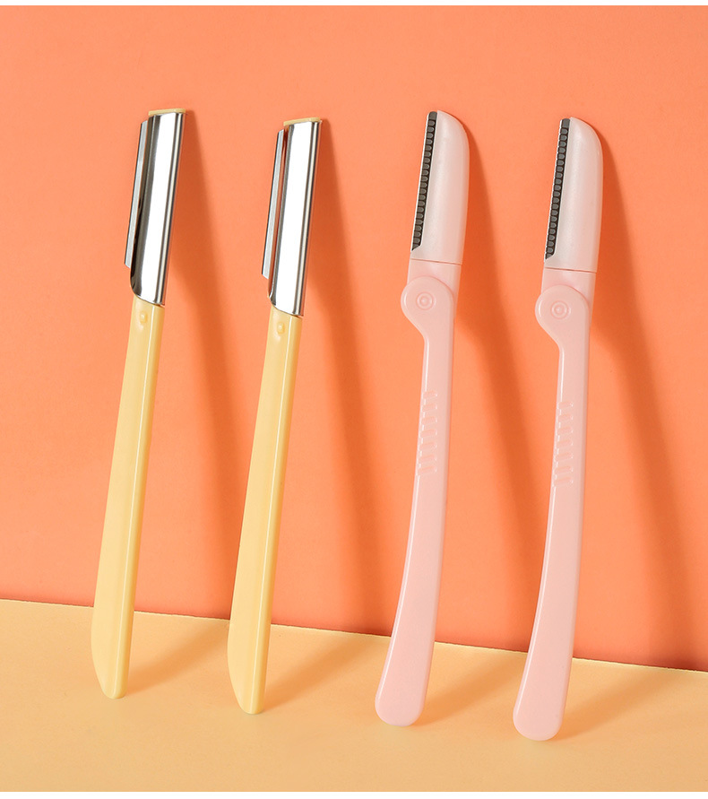Ruby Cartoon All-English eyebrow Shaving Razor Three-piece set, folding eyebrow shaping blade, sharp blade, beginner's professional version undefined