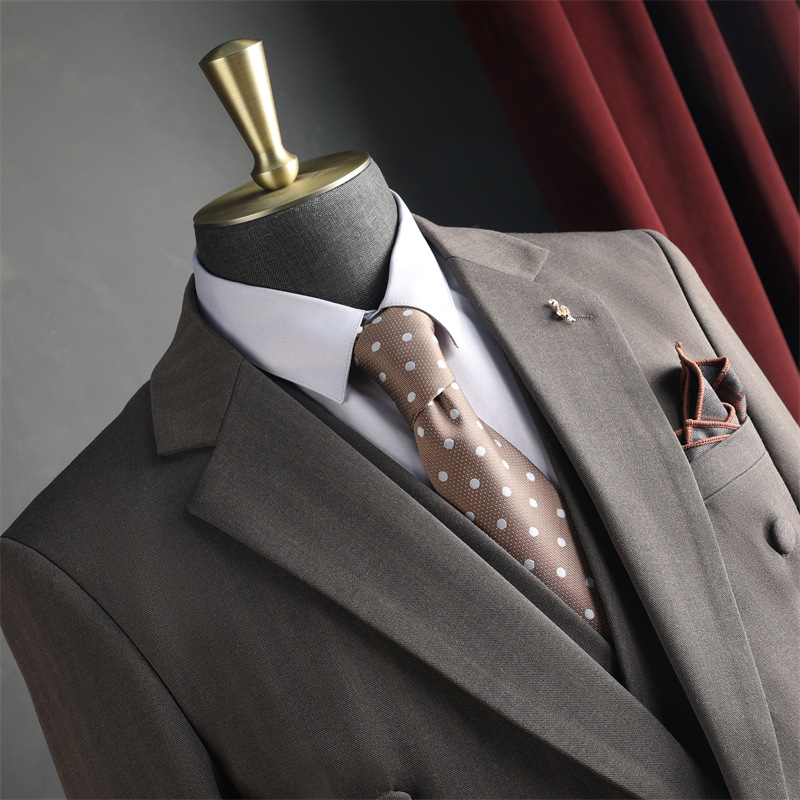 Hochwertiger Herren-Doppelreiher-Anzug mit Stretchanteil – Blazer und Hose für Hochzeiten, Feiern und Business Casual_voghion.com