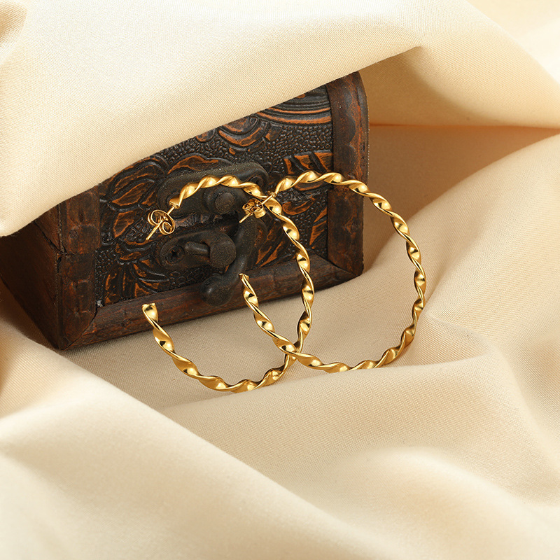 歐美跨境飾品時尚誇張大圓圈螺紋耳環個性復古幾何不鏽鋼耳環批發