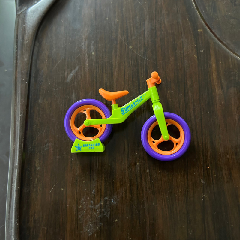 Medium radish bicycle [Green] keychain