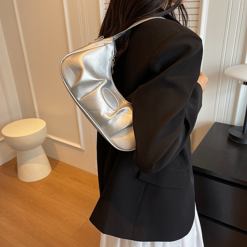 Underarm bag for women  summer new unpopular design single shoulder crossbody bag for women casual stylish small square bag for women