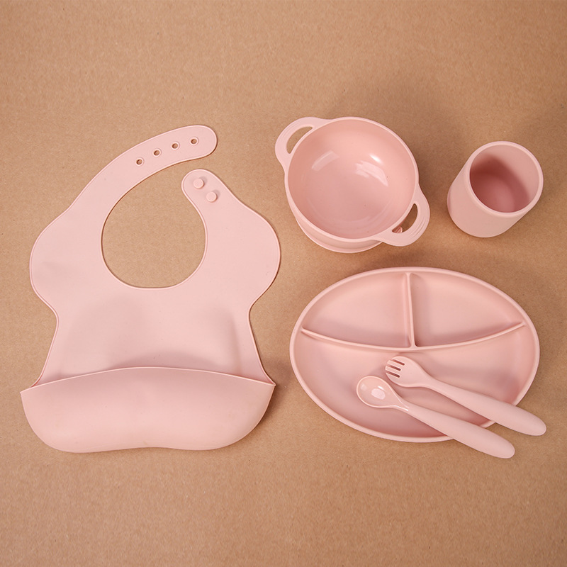 분리 접시 + 포크 스푼 + 턱받이 + 흡입 그릇 + 컵 핑크