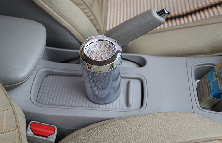 Car-mounted ashtray, high-temperature resistant, colorful, multifunctional, creative, hanging type, air vent ashtray with LED light for the car interior