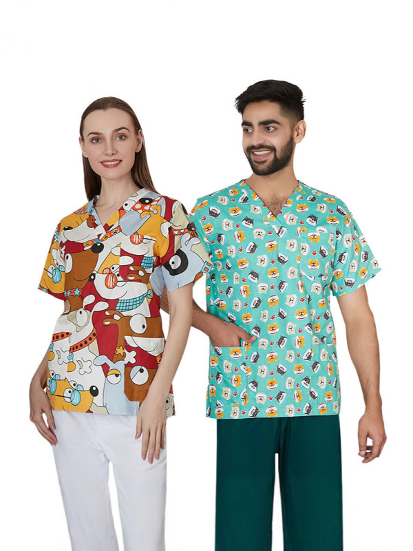2025国境を越えたアマゾンの爆発的なアニメプリント看護師服女性vネック半袖tシャツ上着手術服の仕事|undefined