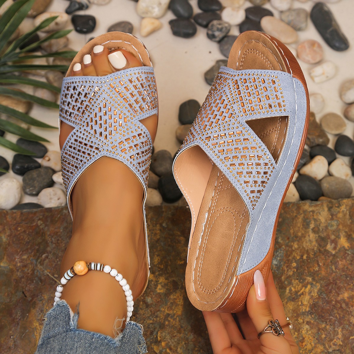 Summer Women's Rhinestone Beach Slippers European And American Style Comfortable Wedge Sandals plus Size Foreign Trade_voghion.com