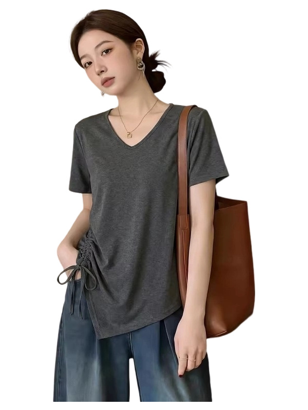 Áo thun nữ cổ V tay ngắn phom suông có dây rút eo — màu đen