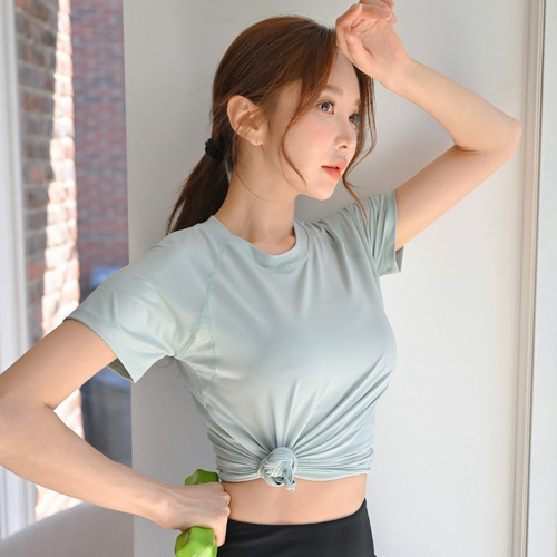 Women's Yoga Set, Professional, Quick-Drying, Breathable, New Running Top, Fashionable and Slimming Fitness Clothes