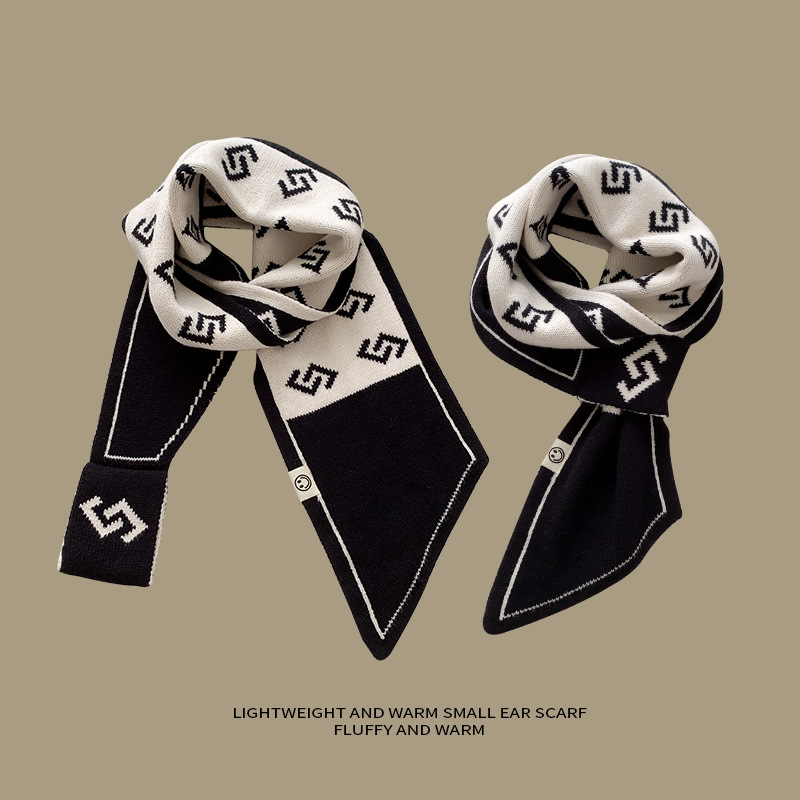 더블 버클 C 문자 [블랙 베이지]