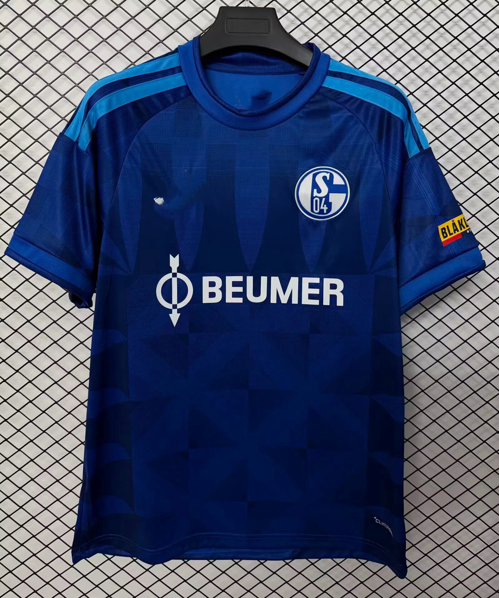 2627 Cancha local del Schalke 04 / S (100-120 libras)