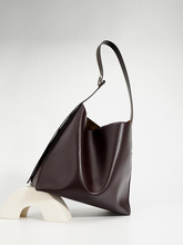 ﶬeܛţƤsμб Ƥ߼оˮͰ