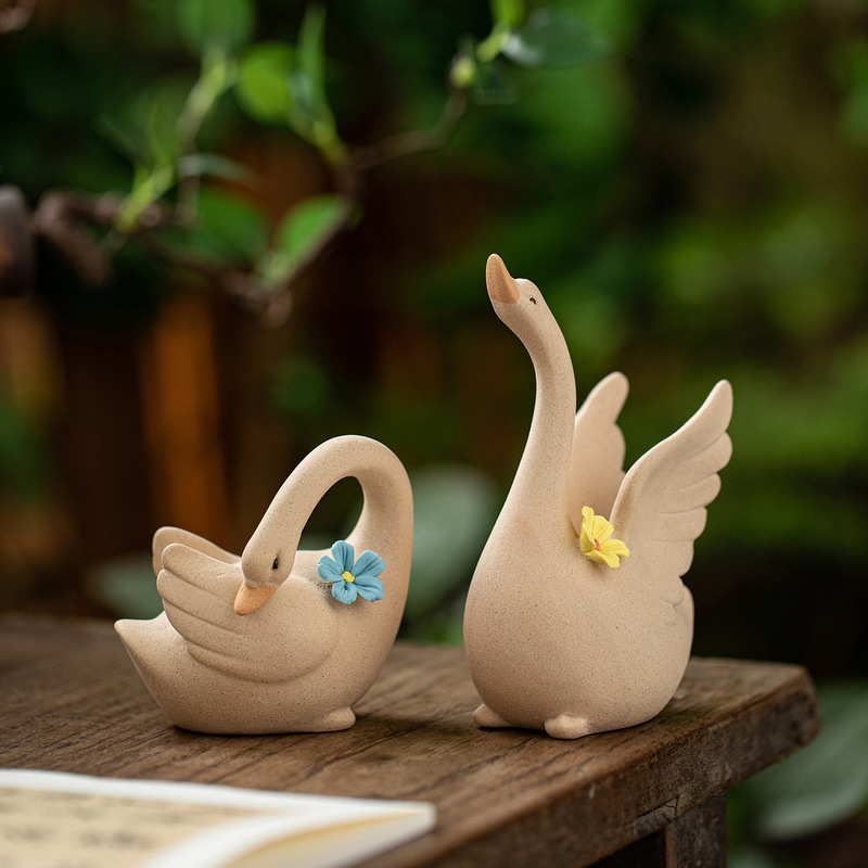 New Chinese-Style Rustic Ceramic Swan Ornaments for Couples, Symbolizing Love, Decorative Pieces for Bedroom and Study, Creating a Harmonious Atmosphere, and as a Lucky Charm New Chinese-Style Rustic Ceramic Swan Ornaments for Couples, Symbolizing Love, Decorative Pieces for Bedroom and Study, Creating a Harmonious Atmosphere, and as a Lucky Charm