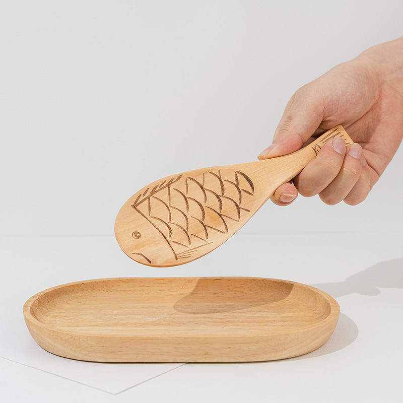 Madera de loto estilo japonés creativo en forma de pez arroz arroz seco cuchara cocina boutique para el hogar madera maciza fácil de limpiar letras