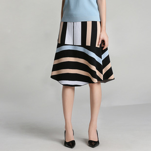 �OӋ��Ů�bë��ë���S�ӹ� ���z�������Сȹ ��D���С��������