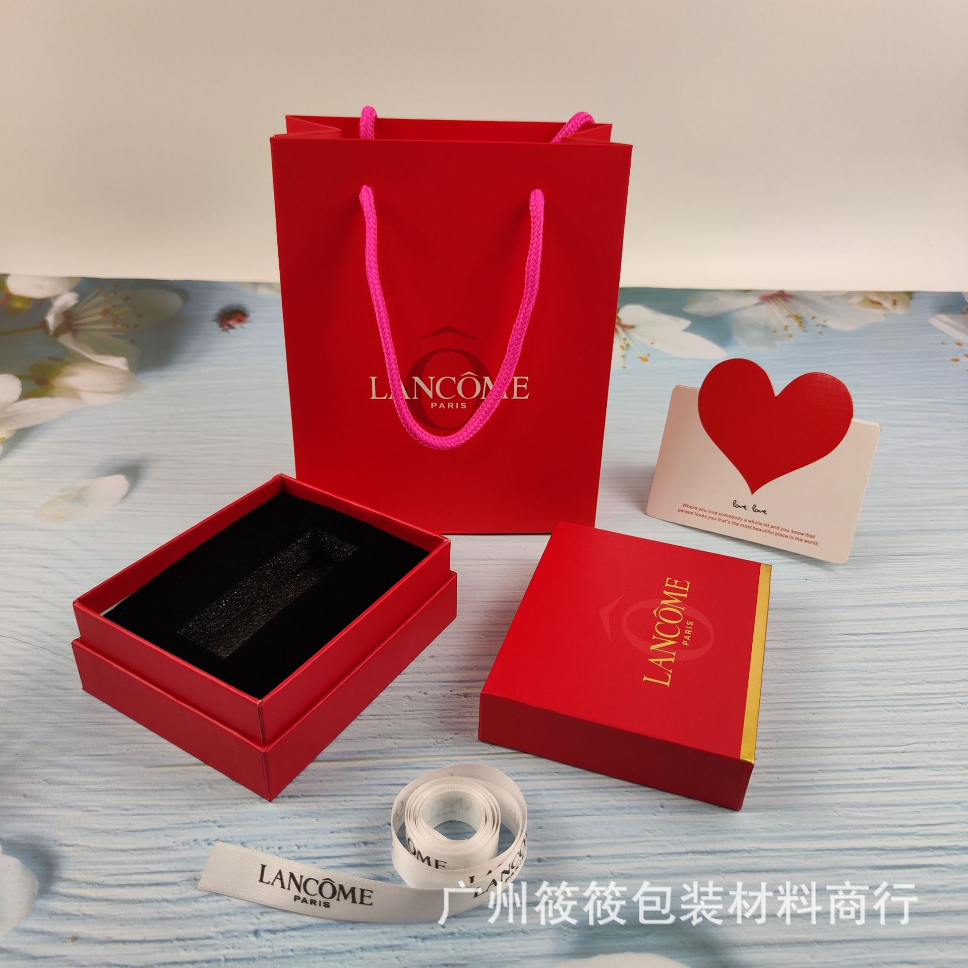 Tom Ford, lipstick, sponge gift box, cosmetic perfume 2