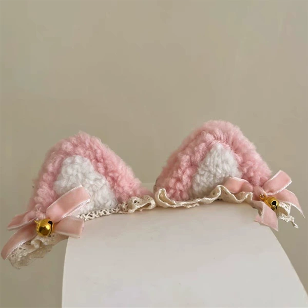 Fuchsia hairgrip, with little bears