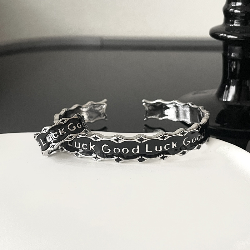 Diseño de nicho oscuro personalidad luckygoodlucky pulsera retro esmalte inins fresco viento abierto pulsera