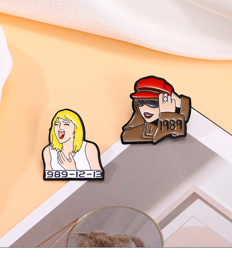 6g Weight Cute Pin Human Alloy Enamel Unisex Brooches