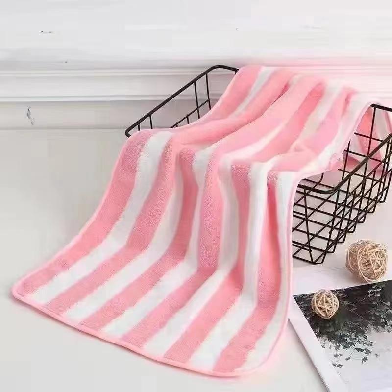 サンゴのタオルのカラーは縁を包んで柔らかくて吸水します。|undefined
