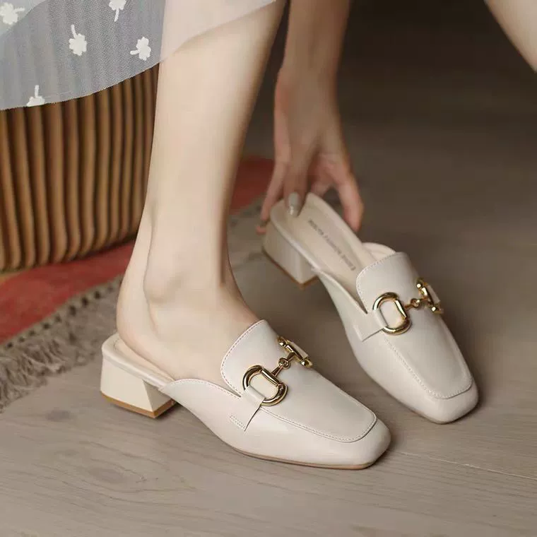 [Подлинный] Толстый каблан полутолщий женский весенний 2024 новый дикий квадрат среднего каблука наружный туфли Мюллер женские сандалии