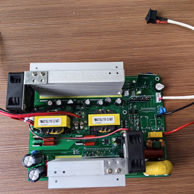 重磅推出加工款外贸贴标储蓄电源配套正弦波修正波离网逆变器电源