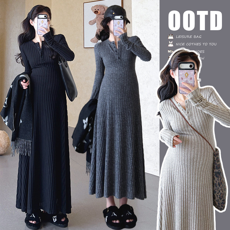 2026 Autumn New Elegant and Sophisticated V-neck Long-sleeve Knit Dress for Women, Slim Fit and Flattering for Pregnant Women 2026 Autumn New Elegant and Sophisticated V-neck Long-sleeve Knit Dress for Women, Slim Fit and Flattering for Pregnant Women