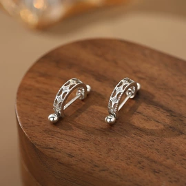 耳钉;项链;戒指