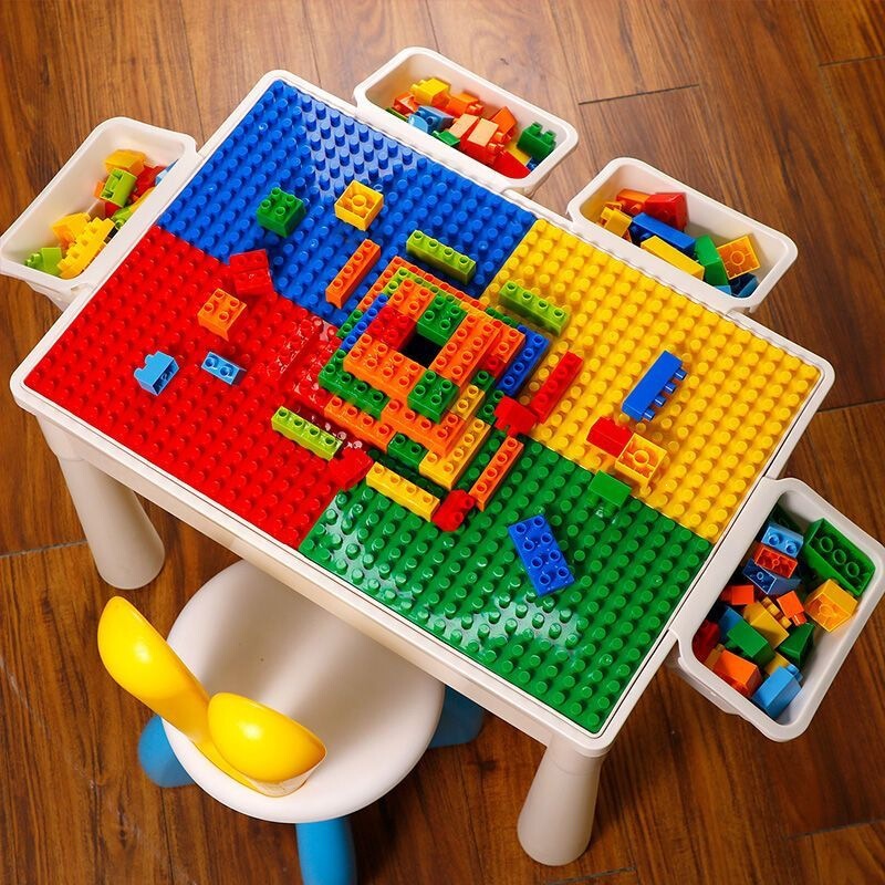 Large-sized building block table with large pieces, educational assembly toy for children and toddlers, multifunctional learning and play table, factory Large-sized building block table with large pieces, educational assembly toy for children and toddlers, multifunctional learning and play table, factory