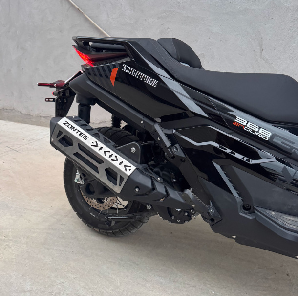 Suitable for 26 Zontes 368g Modified Motorcycle Exhaust Pipe Protective Covers, Stainless Steel Anti-Scalding Heat Shield