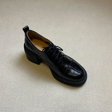 ��Ƥ��~�͹Ÿ߸�����ЬŮϵ����Ƥ��ɫСƤЬС�������ߴָ���Ь