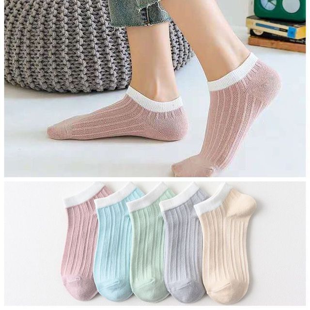 001 여성 수직 바