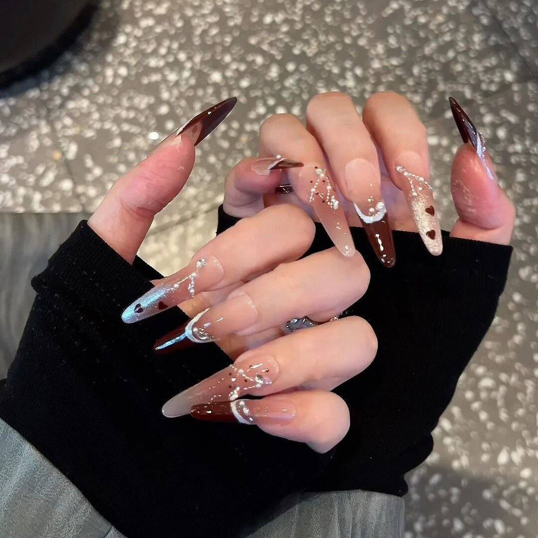 Manual de uso de uñas de otoño y invierno de alto nivel de estilo francés ojo de gato explosión flash taladro amor de Navidad Año Nuevo manicure rojo