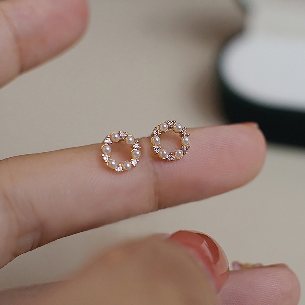 1 Pair Simple Style Circle Sterling Silver Inlay Artificial Pearls Zircon Ear Studs display picture 1