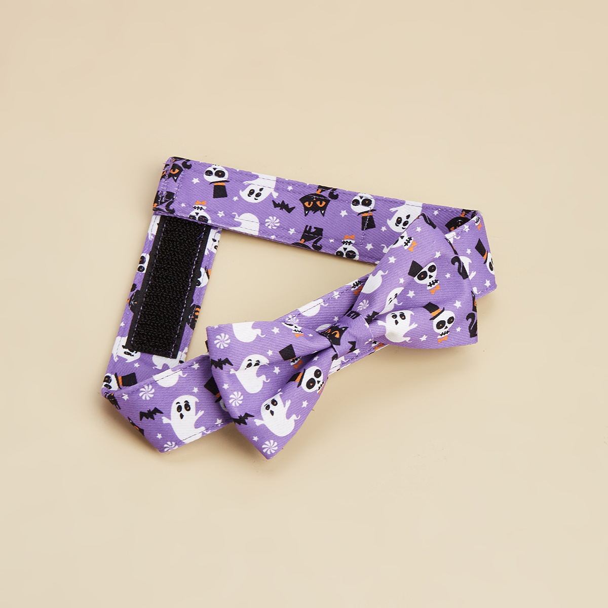 TANPOPPO Halloween Ghost Print Pajarita para mascotas Medio y pequeño Perro Bowknot Schnauzer Bear ajustable