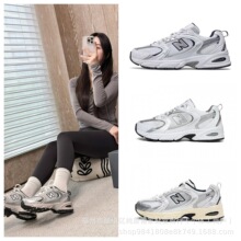 ���＃ԭ�°ق� NB530��Ů��H���e��׃����ߏ͹��ϵ��ܲ��\��Ь