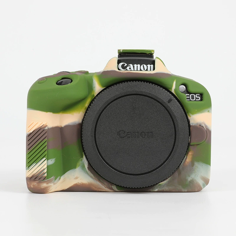 Силиконовый защитный чехол (Canon R50) — глянцевый резиновый чехол, лёгкий 22×13×1 см