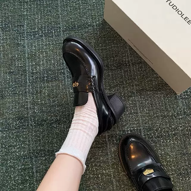 羊皮版~真皮英伦风小金币一脚蹬粗跟厚底乐福鞋女高跟单鞋小皮鞋