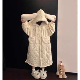 甜美可爱珊瑚绒连帽睡裙女冬季新款大码加绒加厚长款家居服可外穿