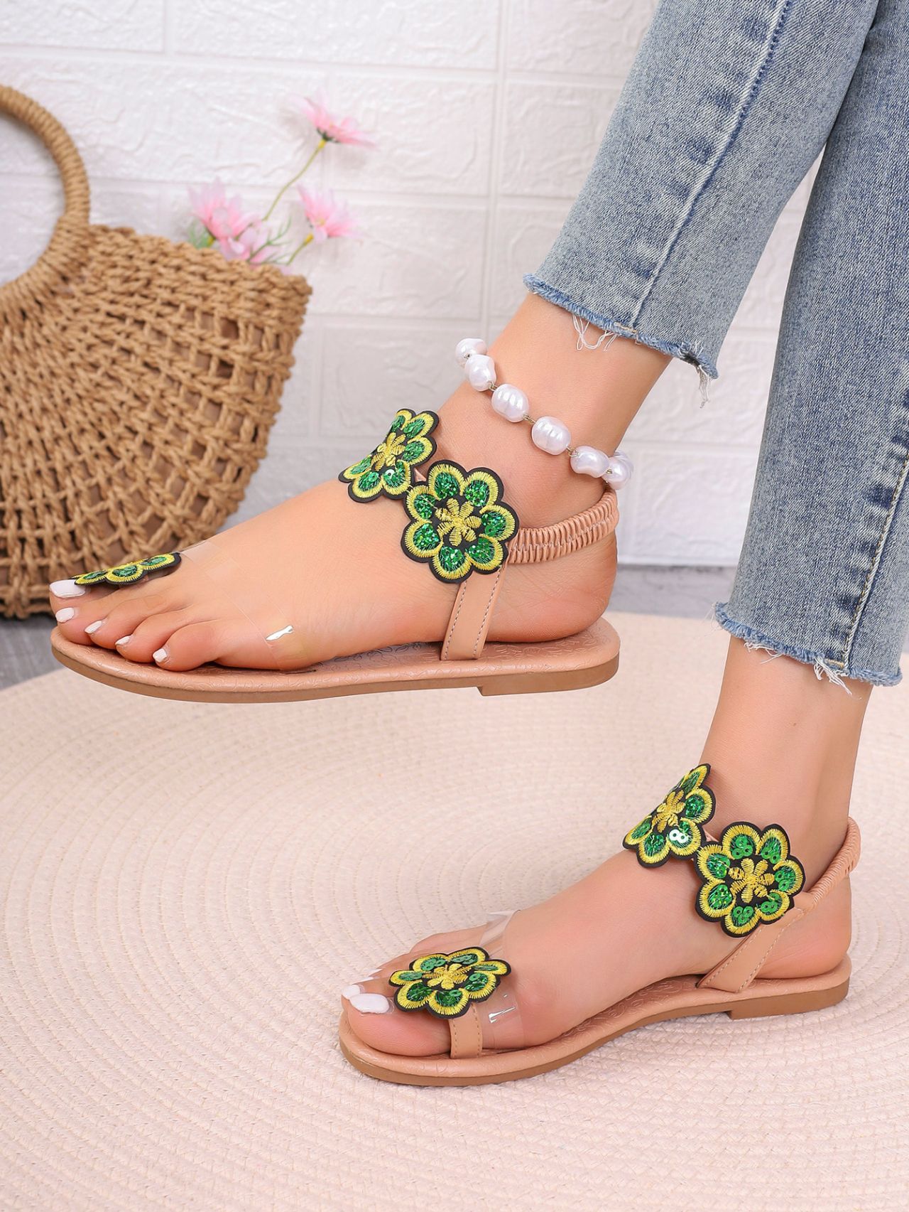 Women's Roman Style Floral Round Toe Thong Sandals display picture 1