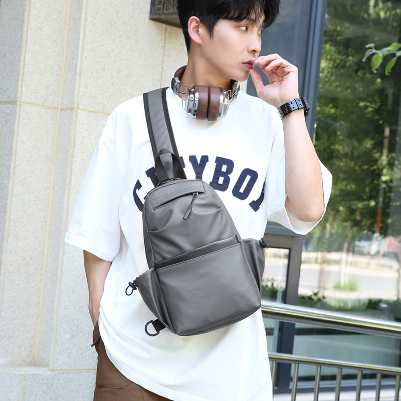 Nuevo bolso de pecho de negocios de hombre transfronterizo, bolso de hombro de moda simple multifuncional de gran capacidad al aire libre