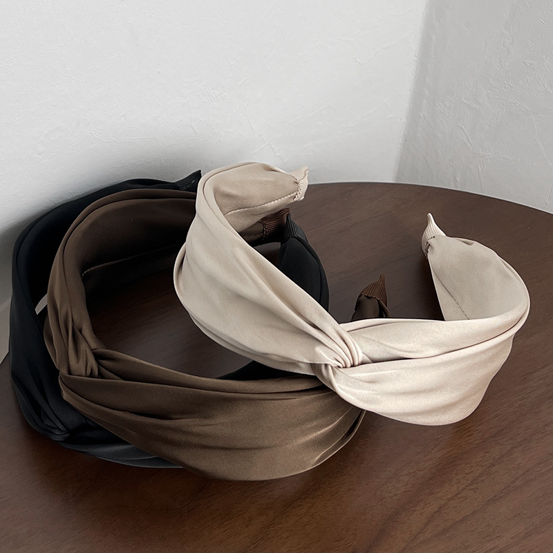 150g Weight Hair Band Hair Accessories Type Daily Occasion Solid Color Pattern Women'S Gender Elegant Style Elegant Solid Color Cloth Hair Band 1