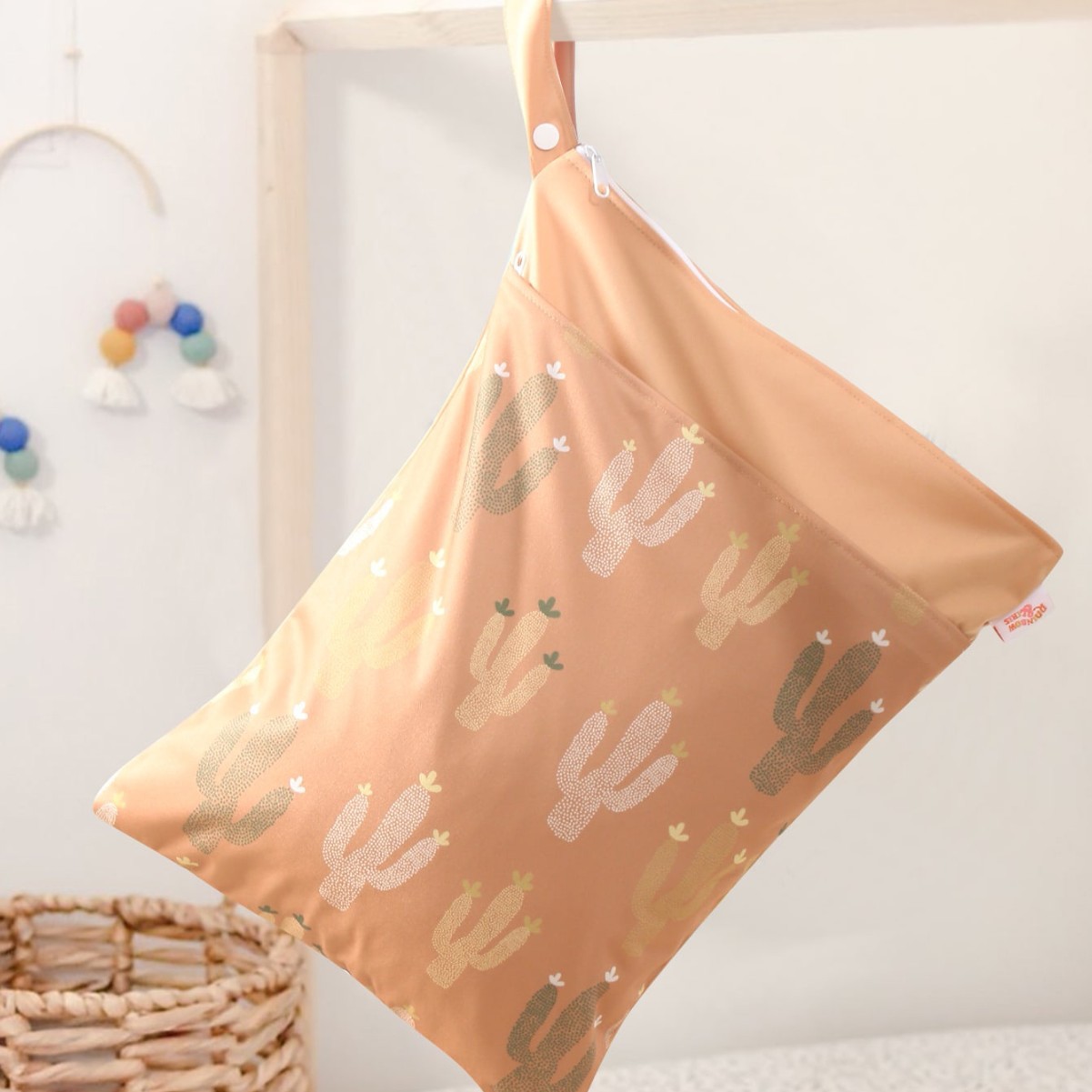 Insベビールーム装飾収納掛け袋クロスボーダー熱売ベビーおむつ袋wetbag乾湿分離30*40