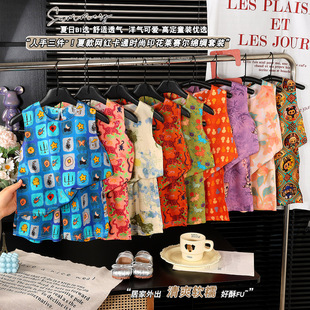 ��Ad�I���b����ͯ�ļ���Ůͯ�o�䱳�Ķ�ѝ���e��ͨ���b�Ҿӷ�