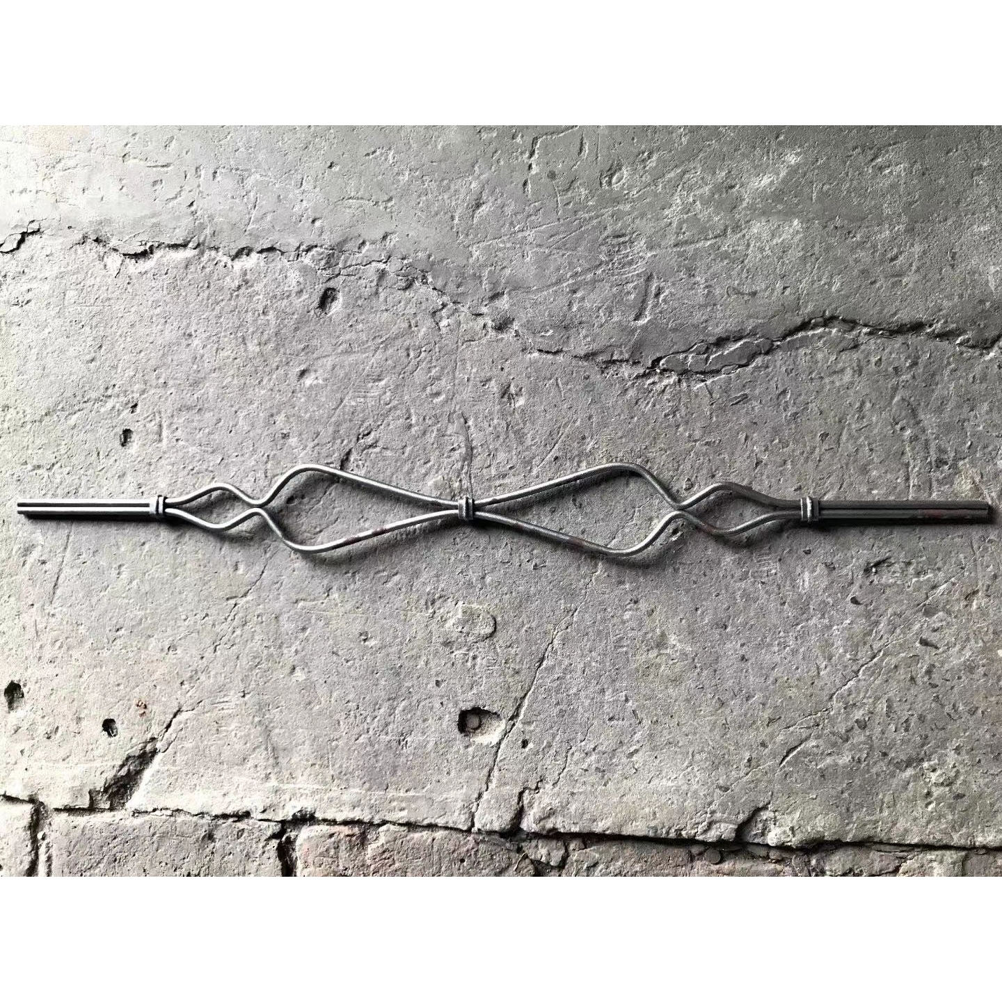 供应 铁艺楼梯扶手，锻打铁艺梯花 大门 围栏 阳台栏杆锻打配件