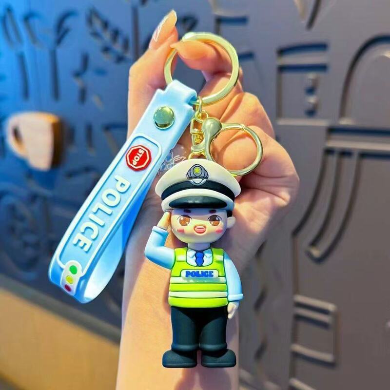 漫画かわいい警察クマキーホルダー人形キーチェーンカップル車のキーペンダントスクールバッグペンダントギフト|undefined