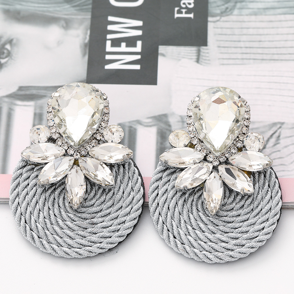 fashion round diamond braided earrings