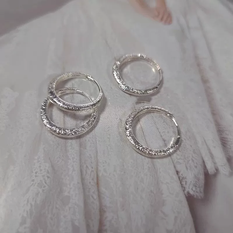 Matte earrings, Korean style, simple and elegant design, silver 925 sample