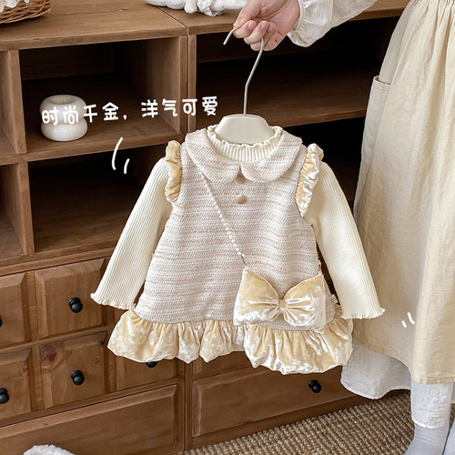 Little Girl's Fragrant Princess Dress with Butterfly Bow Accessory - 2025 New Winter Baby Korean Version Fleece Dress