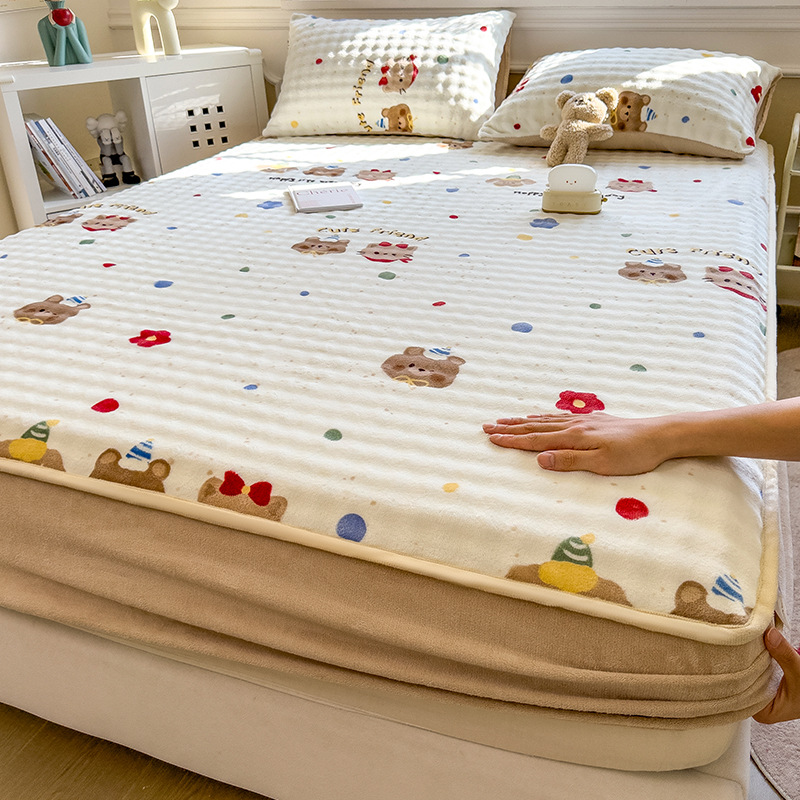 2025 nueva funda de cama de terciopelo de leche gruesa cubierta protectora de colchón de una sola pieza cubierta de cama de terciopelo de coral con todo incluido individual de invierno